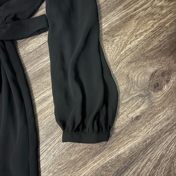 Express Black Women's Dress - Picture 2 of 7